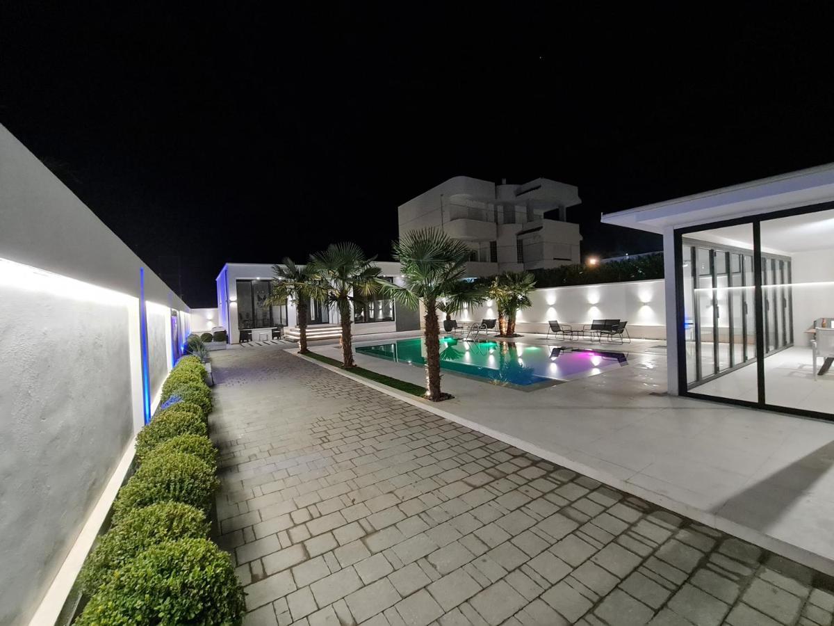 Lt Luxury Villa Rrushkull  Экстерьер фото